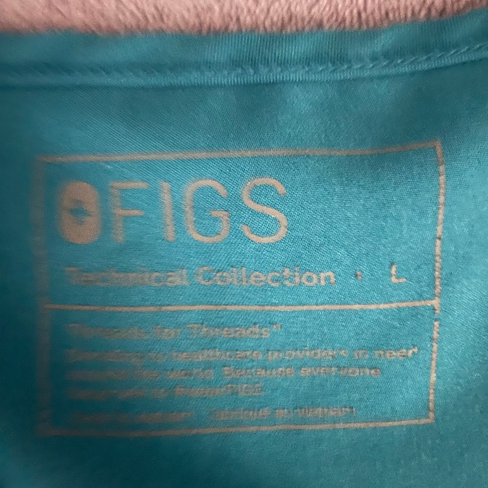 Womens Figs Set